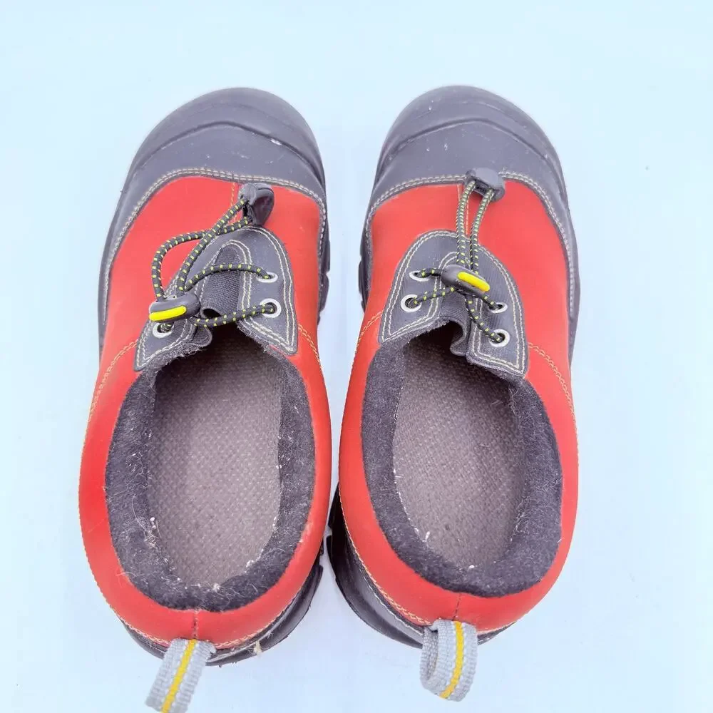 Keen Women's Red Dakota Rain Hike Mud Slip On Shoes Size 6